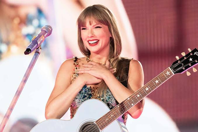 Taylor Swift once again showed her kindest heart. As the queen of pop donates to an Irish charity to help struggling families ‘afford essential food supplies'.